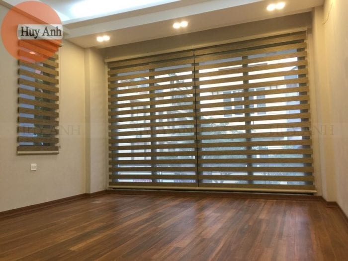 rem cua so cau vong dep