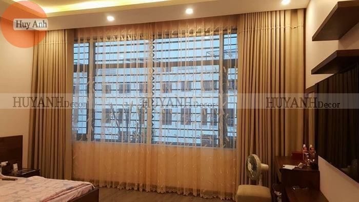 Lên thái nguyên lắp rèm cửa nhà 5 tầng của Bác Mạnh.
