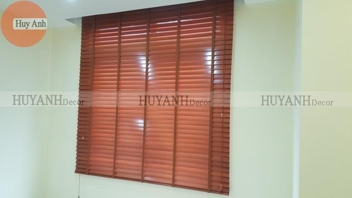 Rèm gỗ cao cấp basswood, giá 599.000 vnđ bảo hành 3 năm.