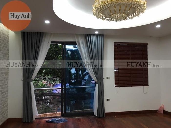 Rèm cửa chính giá rẻ – Cản sáng che nắng tốt, màu sắc đẹp