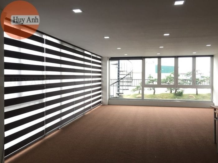 rem cua so cau vong gia re