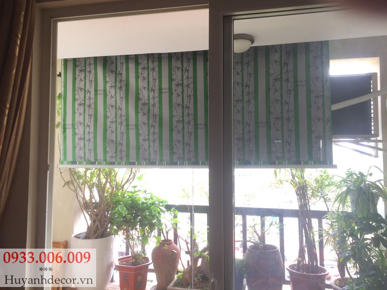 Mành che nắng ngoài ban công (ngoài hiên)