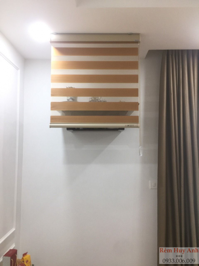 Rèm cửa che bàn thờ treo tường chung cư Time City