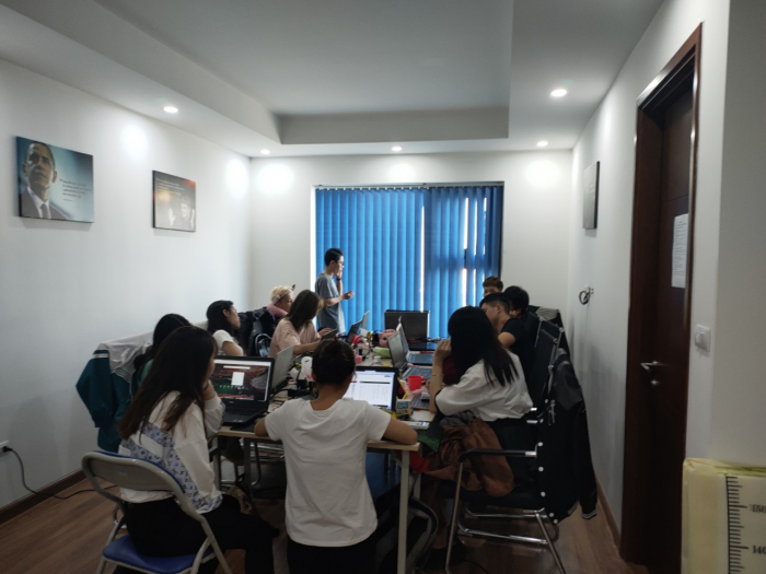 Lắp rèm cửa sổ lá dọc văn phòng cản sáng tại 39 Lê văn lương