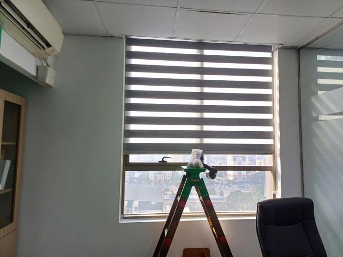 Lắp Rèm Cầu Vồng Văn Phòng Tại Duy Tân, Cầu giấy