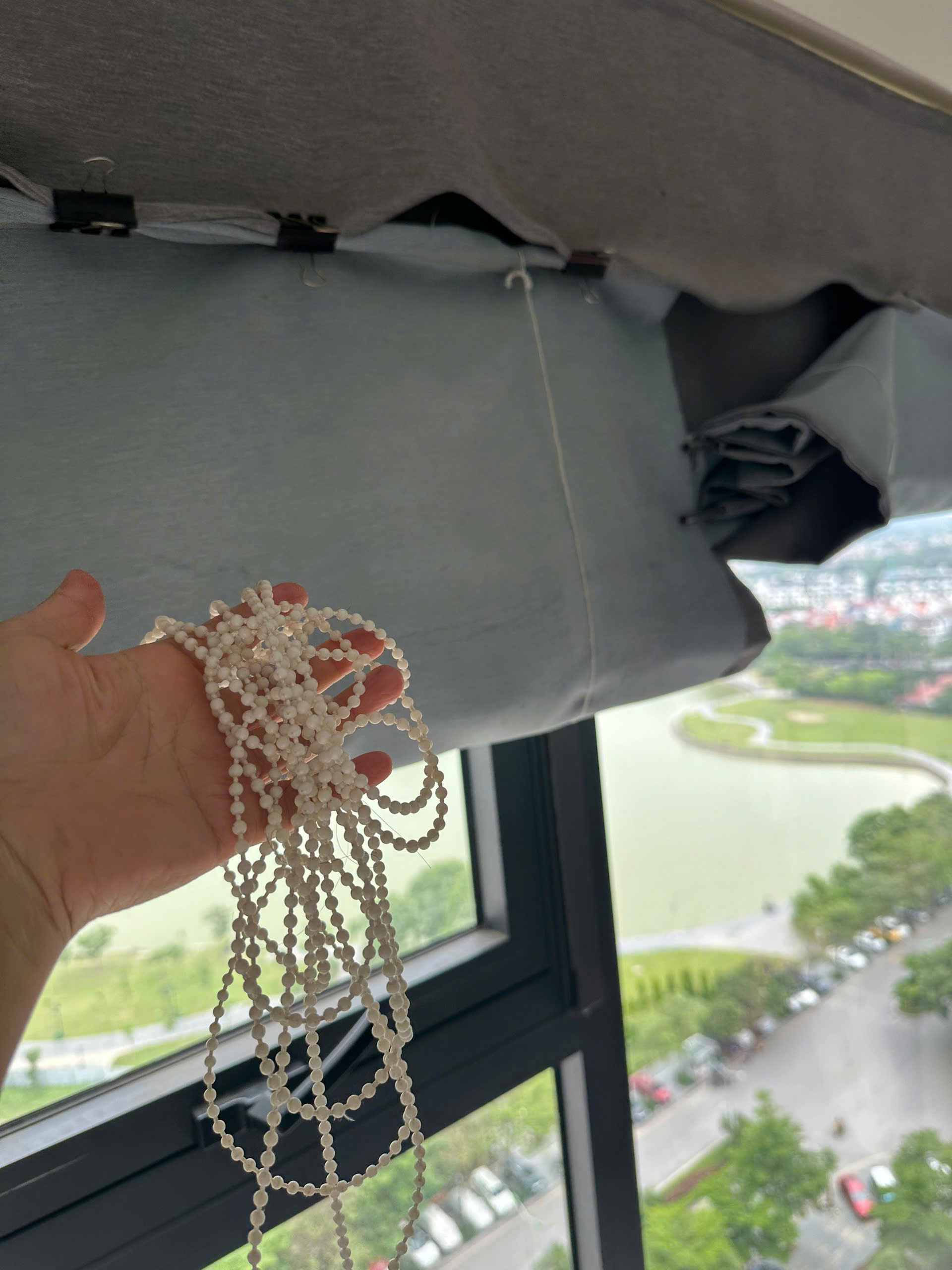 Sửa rèm roman Hà Nội | Thay dây kéo, dây dù, thanh rèm gãy